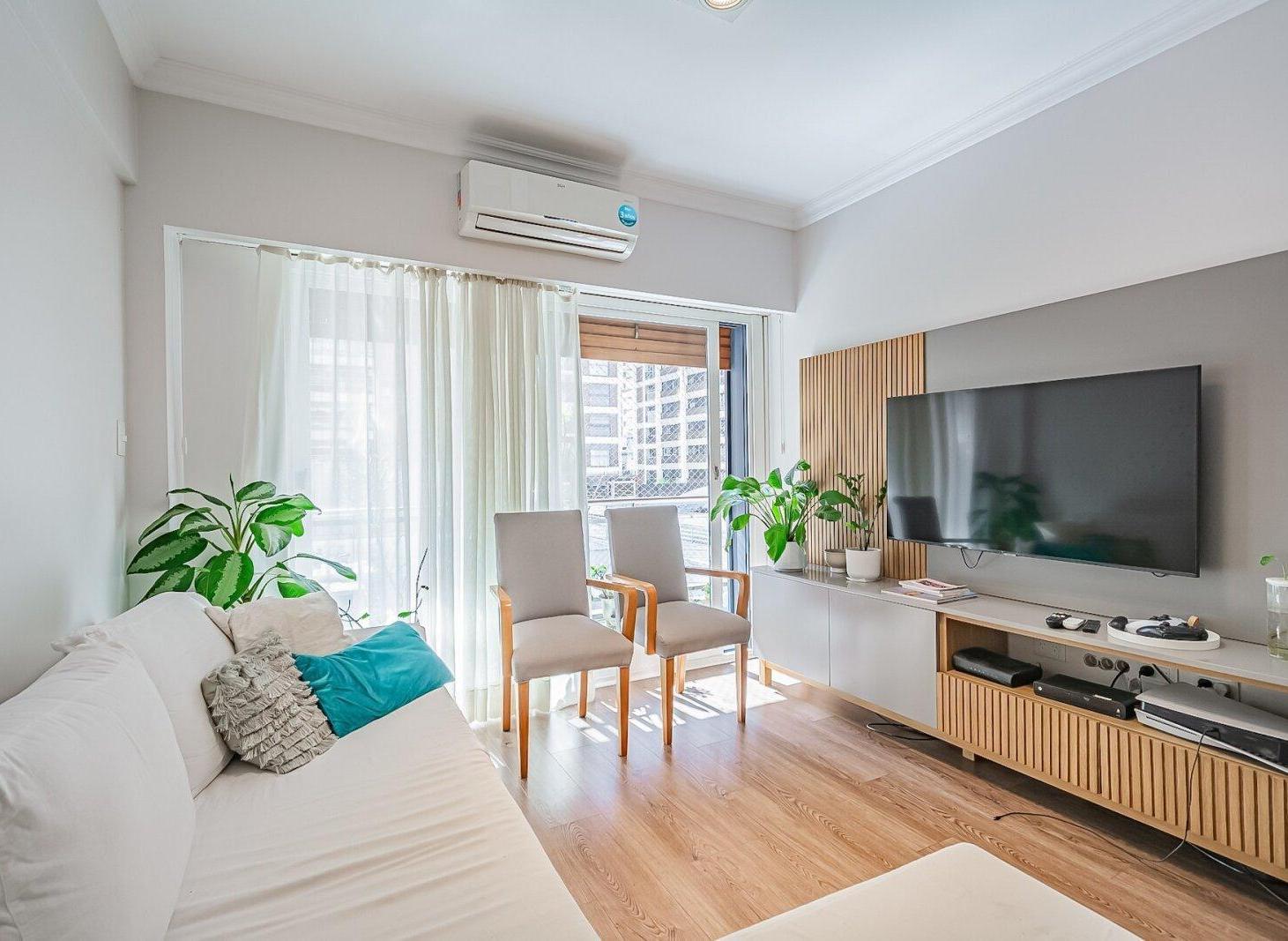 Foto de VENTA SEMIPISO 3 AMBIENTES + DEP Y COCHERA EN LAS CAÑITAS, imagen 1