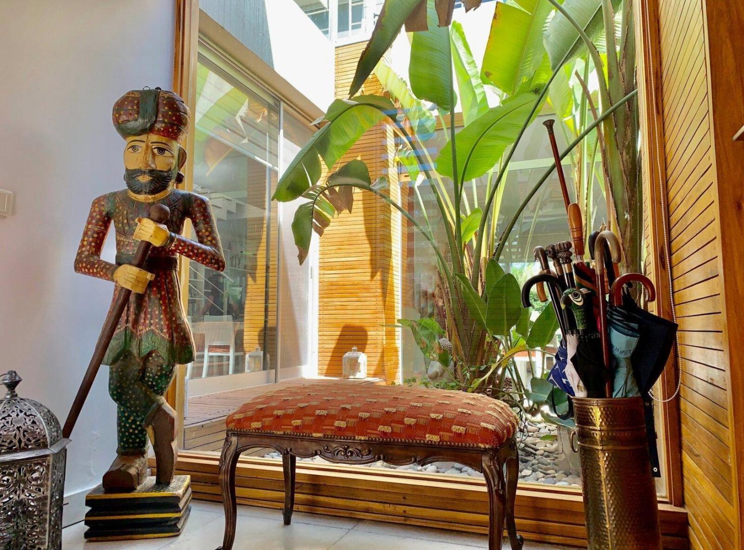 Foto de Excelente casa de amplios ambientes y 5 dormitorios en Santa Barbara, imagen 1