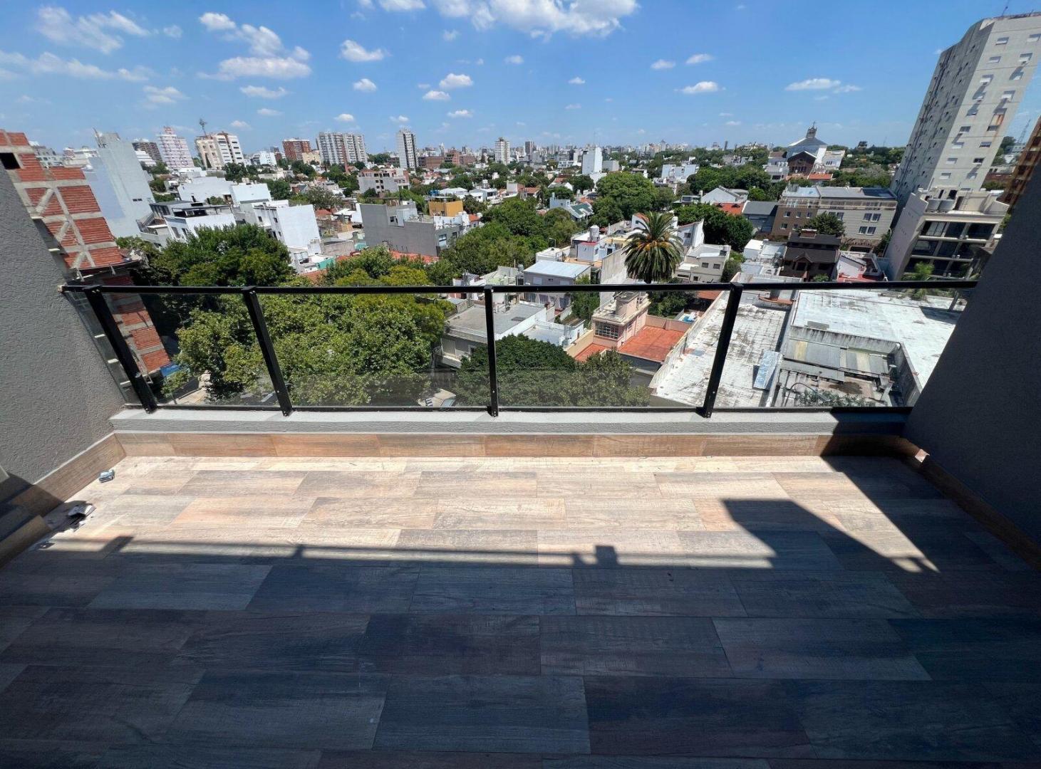 Foto de Venta Ambiente y medio Alto c/ Balcón en Coglhan, imagen 3