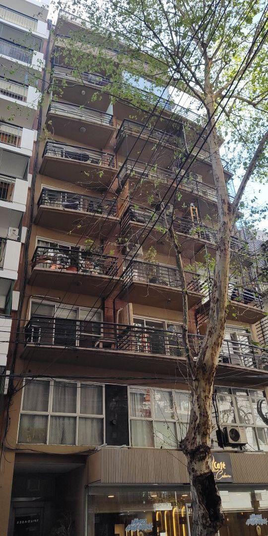 Foto de Departamento de 1 Ambiente Frente Balcón Aire/Acond Frio Calor!!, imagen 2