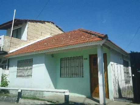 Casa PH en Venta en Santa Teresita