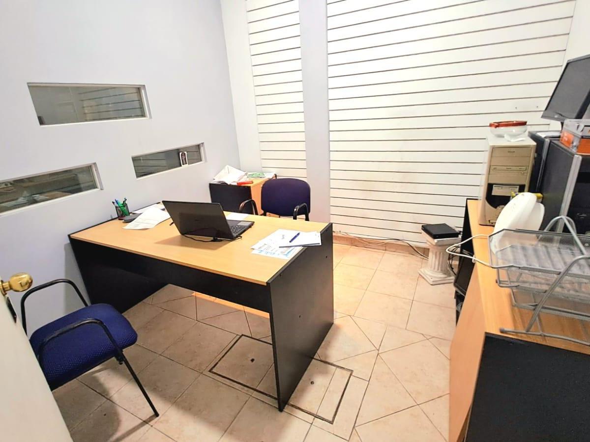 Local en Venta en Ituzaingo Norte 3