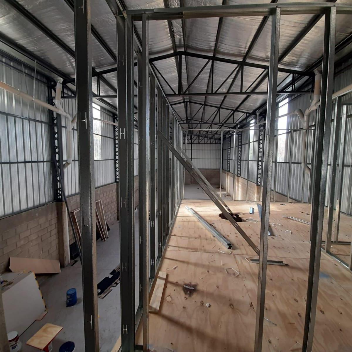 Galpon en Venta o Alquiler en Ituzaingo Norte 4