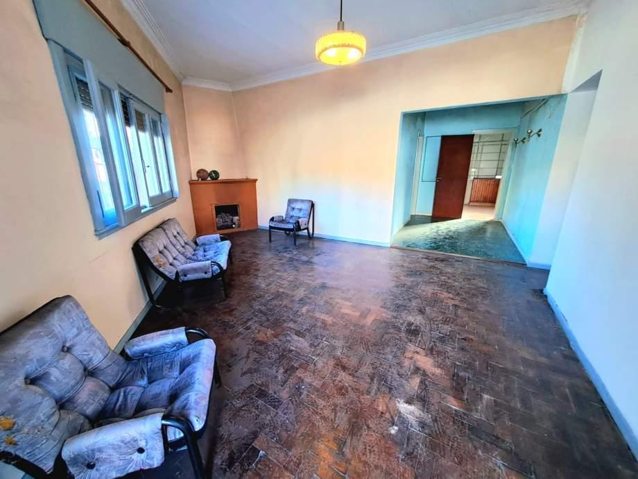 Casa PH en Venta en Castelar Norte