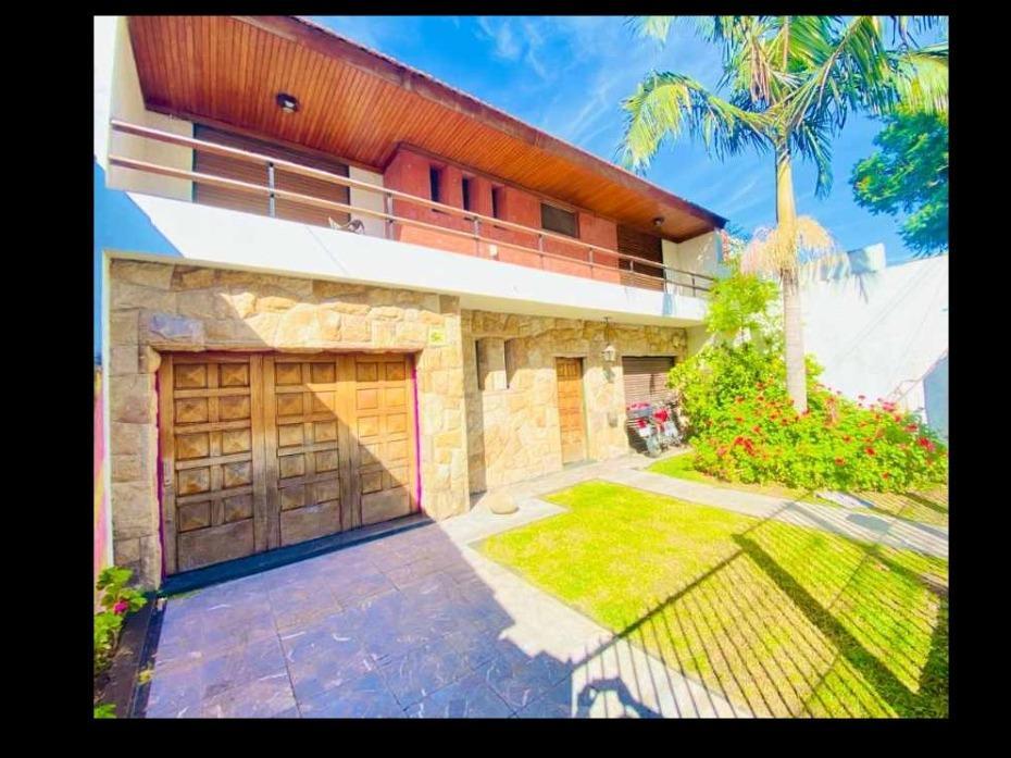 Casa "Ideal Emprendimiento" - Sobre Lote Propio de 430 m² 4