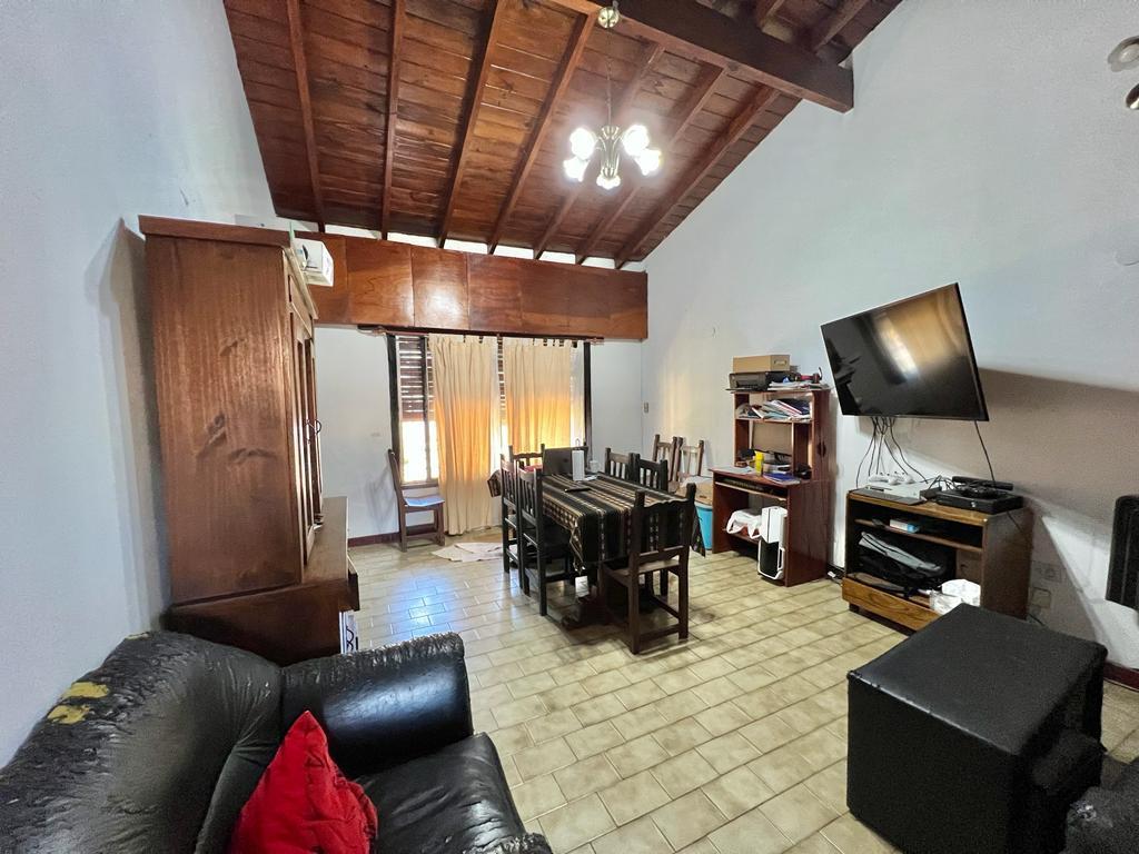 CASA EN 1 SOLA PLANTA CERCANO A ESTACION DE PADUA