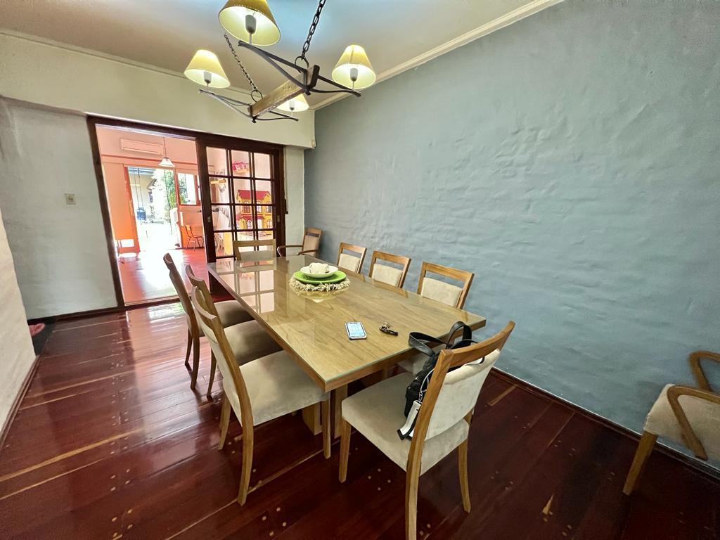 Excelente Casa con Salida a Dos Calles Ituzaingo Norte 3