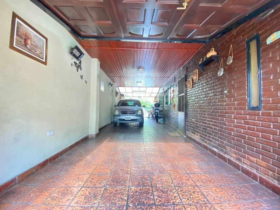 Foto de Chalet ubicado en zona residencial de Ituzaingo Norte sobre lote propio., imagen 4