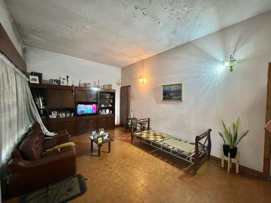 Foto de CASA EN EXCELENTE UBICACION A 1 CUADRA DE AV STA ROSA, imagen 3