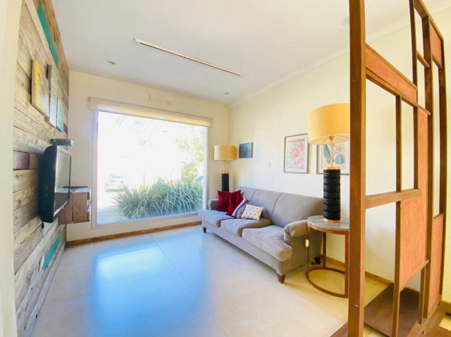 Excelente casa minimalista en Barrio Cerrado dentro de Parque Leloir