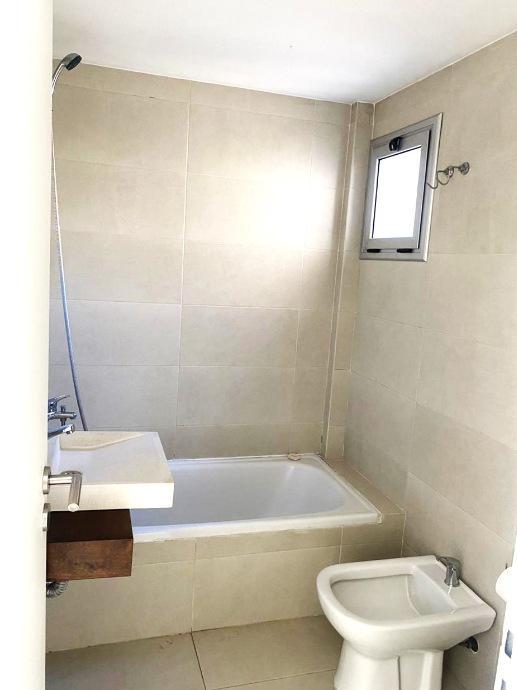 DEPARTAMENTO EN VENTA EN CASTELAR NORTE
