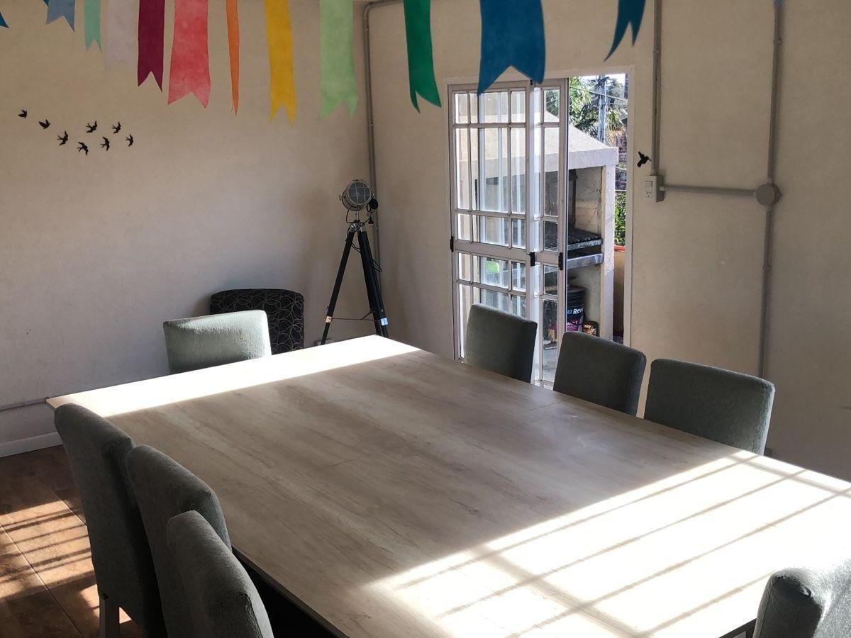 Moderna Casa en 3 Plantas 3