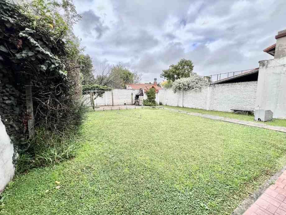 Chalet E Venta en Ituzaingó Sur 1