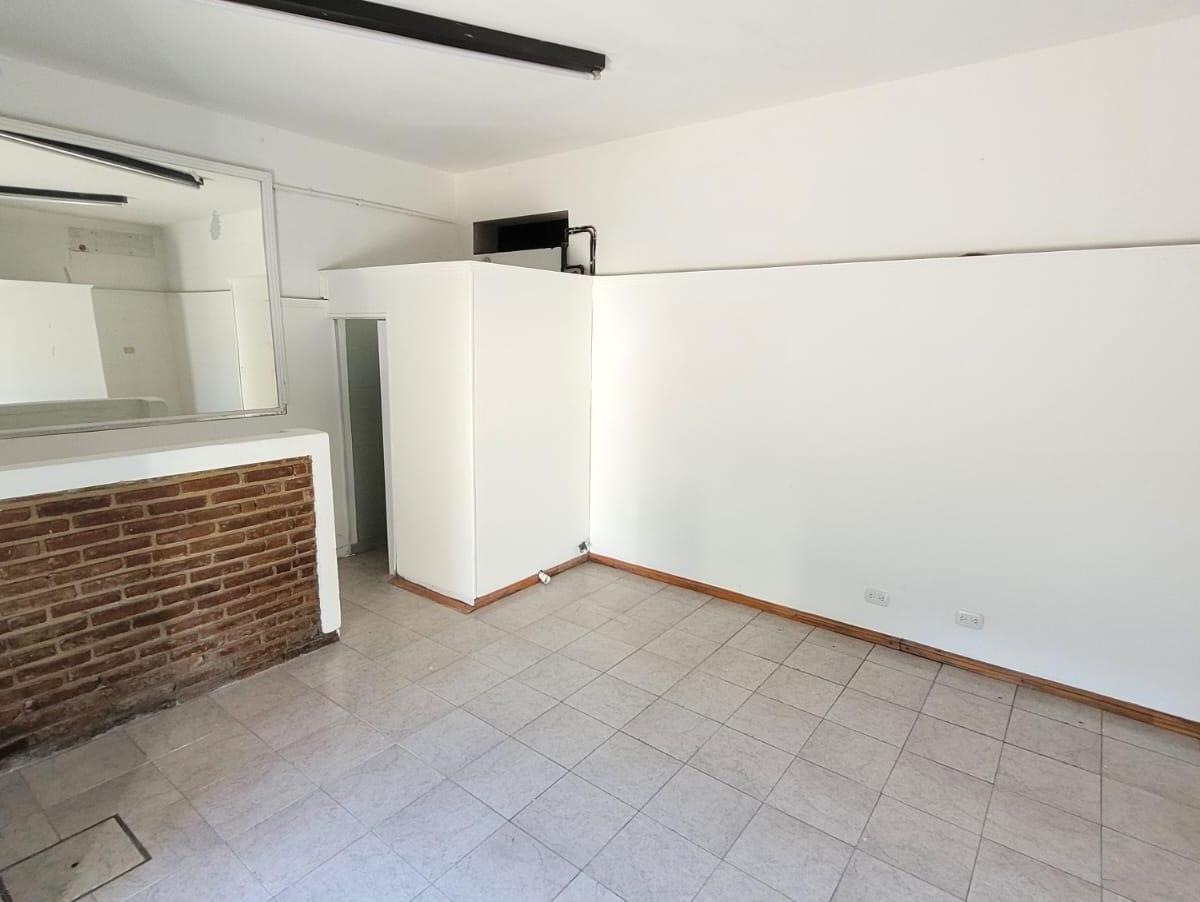 Foto de CASA CON LOCAL AL FRENTE, imagen 3