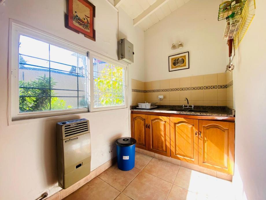 Hermoso Chalet en Venta en Ituzaingo Norte 4