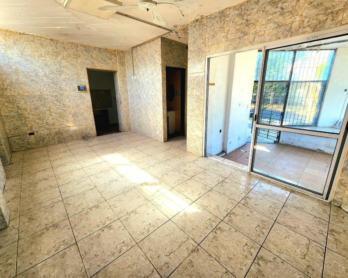 Local en Venta en Ituzaingo Sur 4