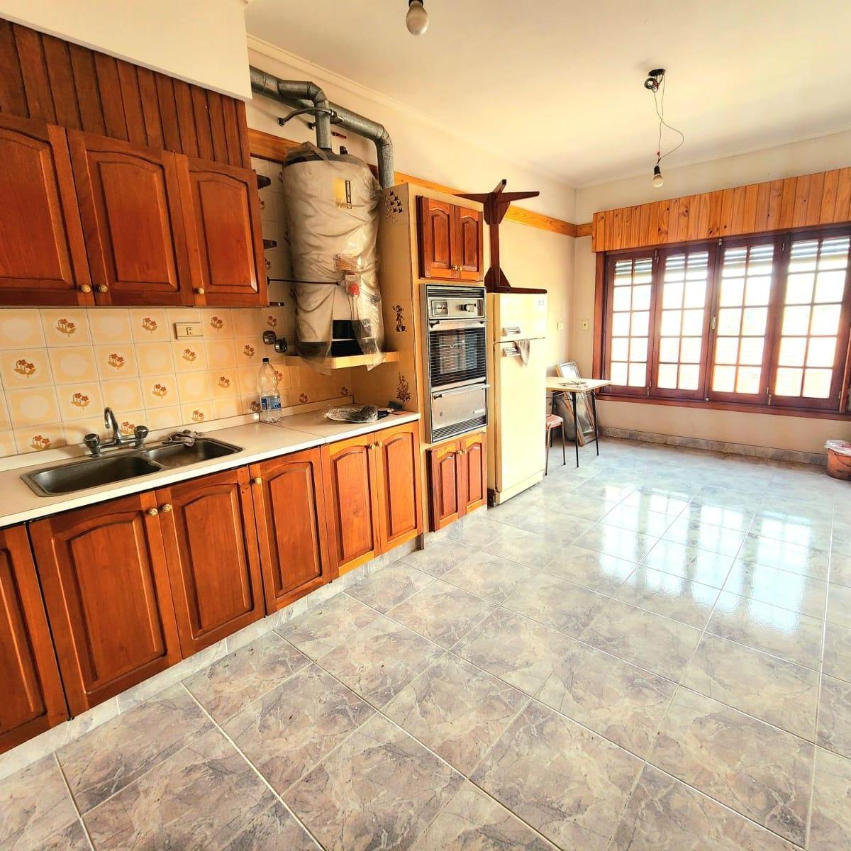 CASA EN VENTA EN CASTELAR