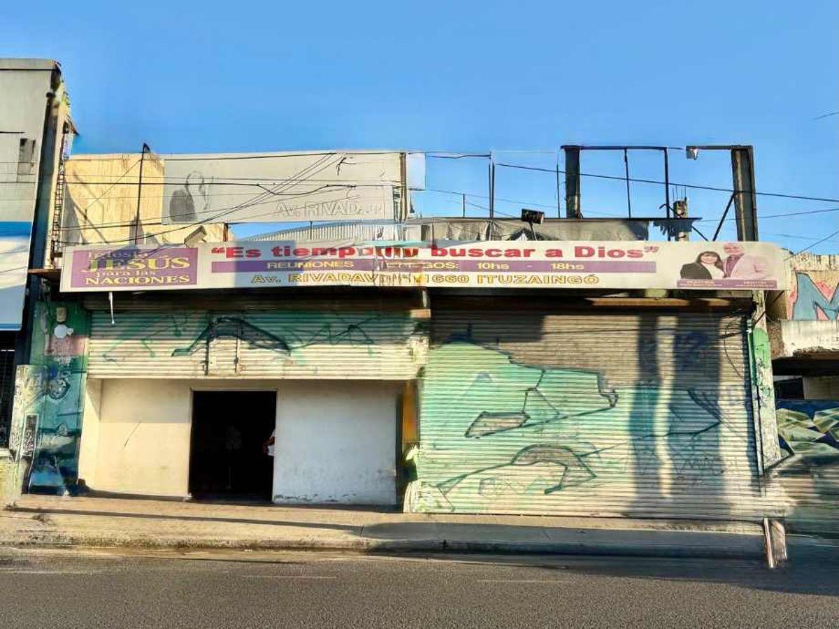 Local comercial de 561 m² en venta en Ituzaingó Sur