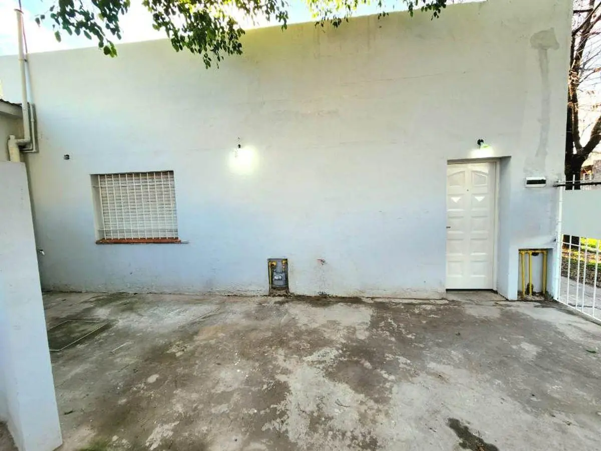 CONJUNTO DE 6 DEPARTAMENTOS EN VENTA EN ITUZAINGO NORTE 5