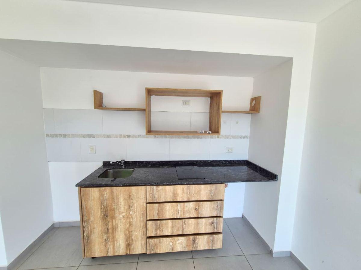 Foto de Monoambiente en alquiler en Ituzaingó Norte, imagen 4