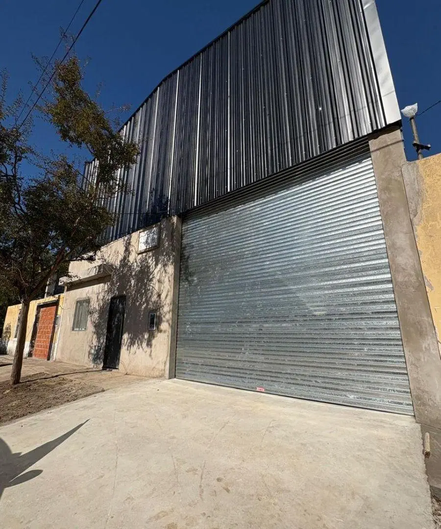 GALPON A ESTRENAR EN ZONA INDUSTRIAL EN ITUZAINGO 5