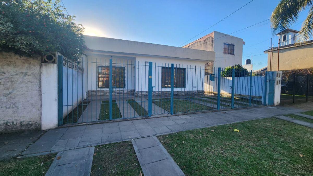 CASA EN VENTA EN ITUZAINGO NORTE