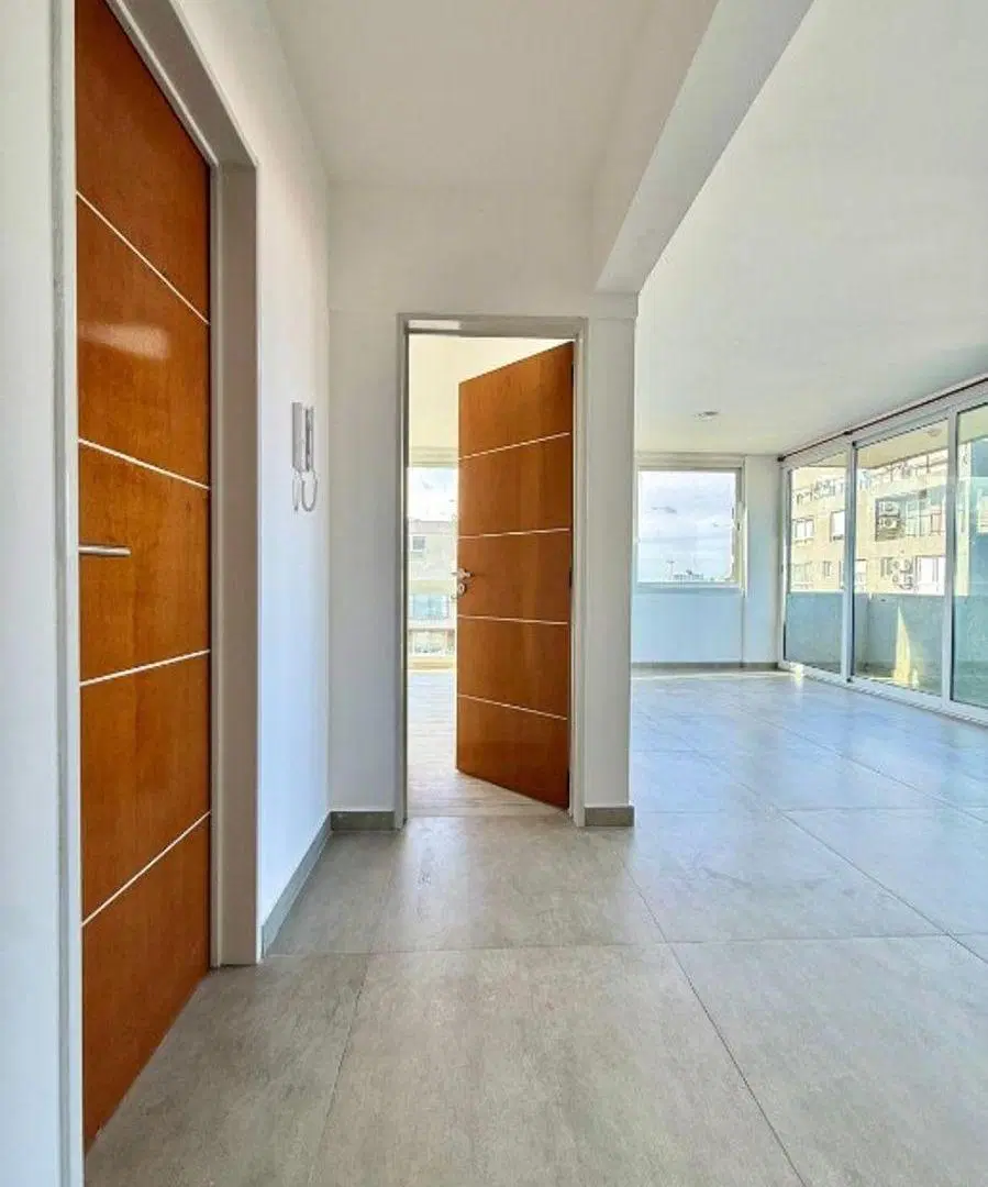 Departamento 2 ambientes en venta en Ituzaingó Norte 3