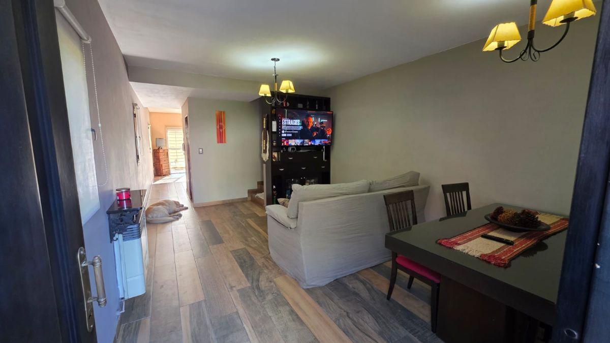 Foto de HERMOSO DUPLEX MOPDERNO EN ITUZAINGÓ NORTE !, imagen 2