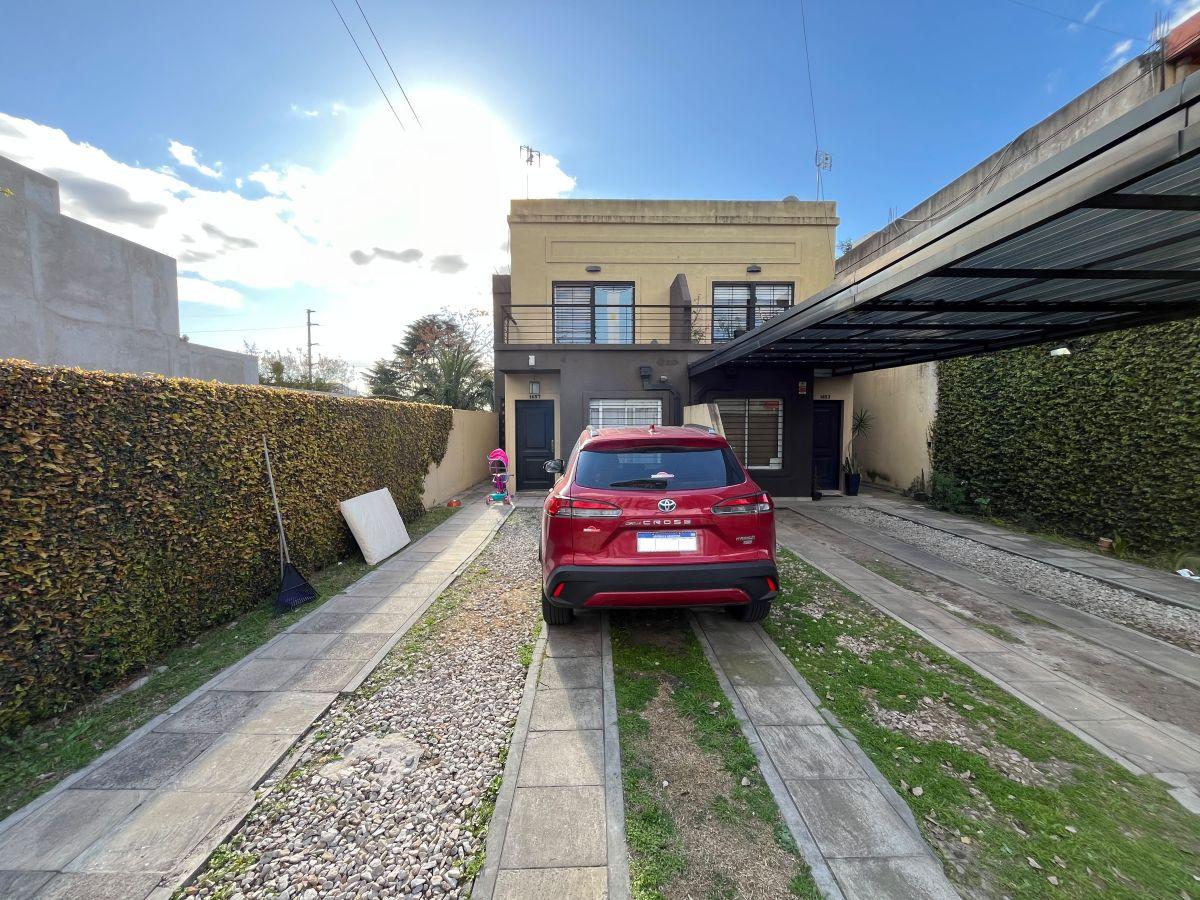 Foto de HERMOSO DUPLEX MOPDERNO EN ITUZAINGÓ NORTE !, imagen 1