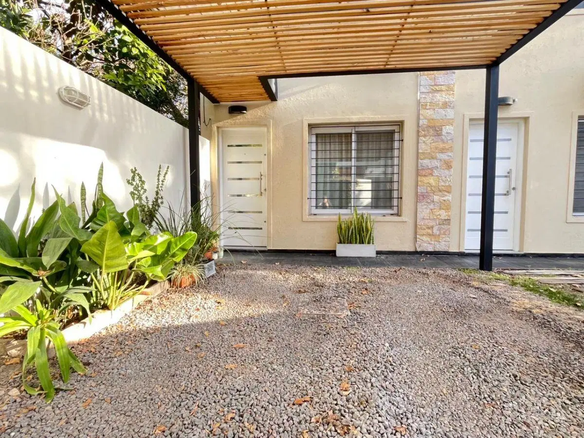 HERMOSO DUPLEX EN COMPLEJO CERRADO DE ESTILO MINIMALISTA MUY LUMINOSO EN ITUZAINGÓ NORTE 2
