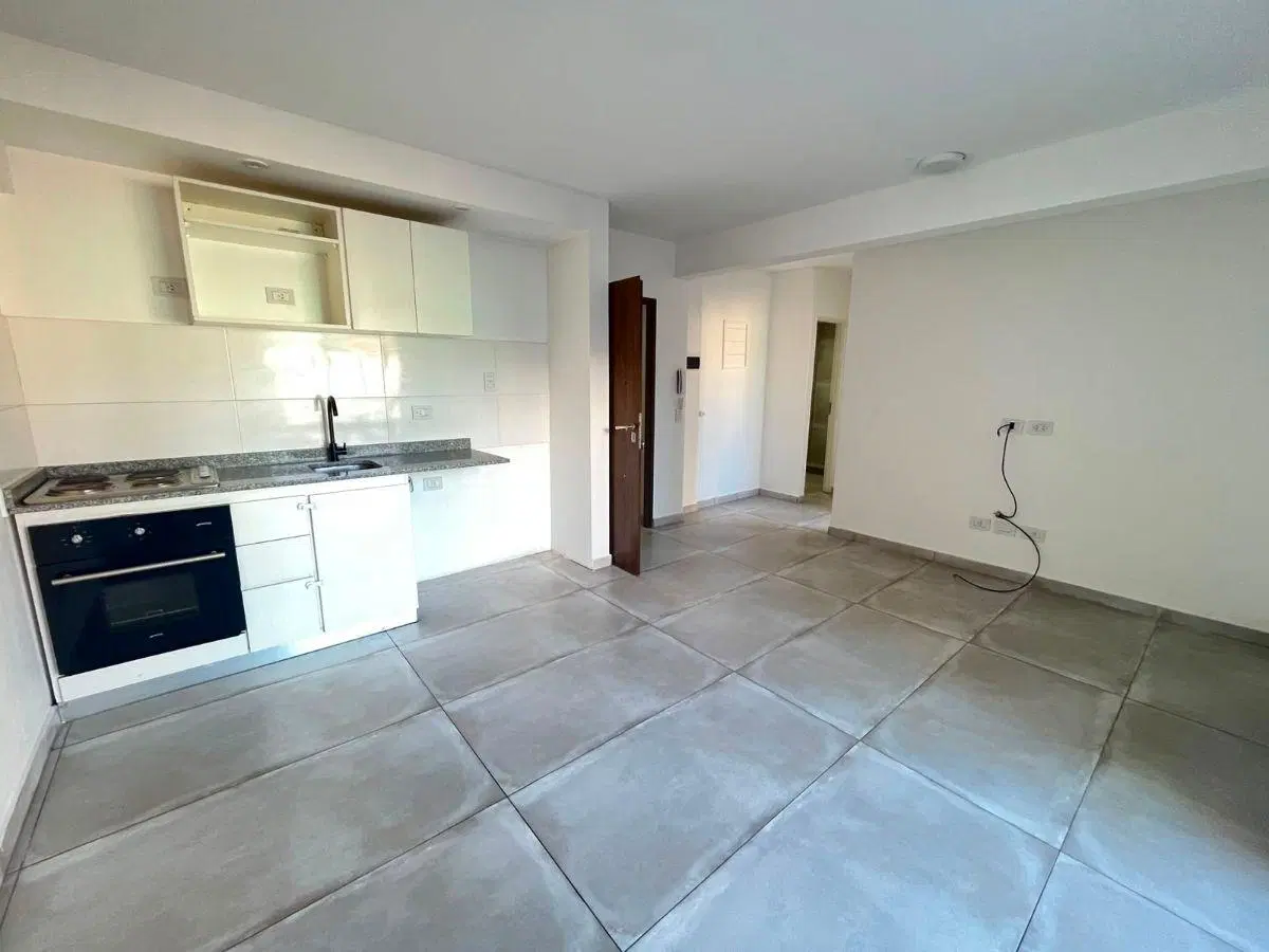 Hermoso dos ambientes moderno a estrenar en Morón centro. 4