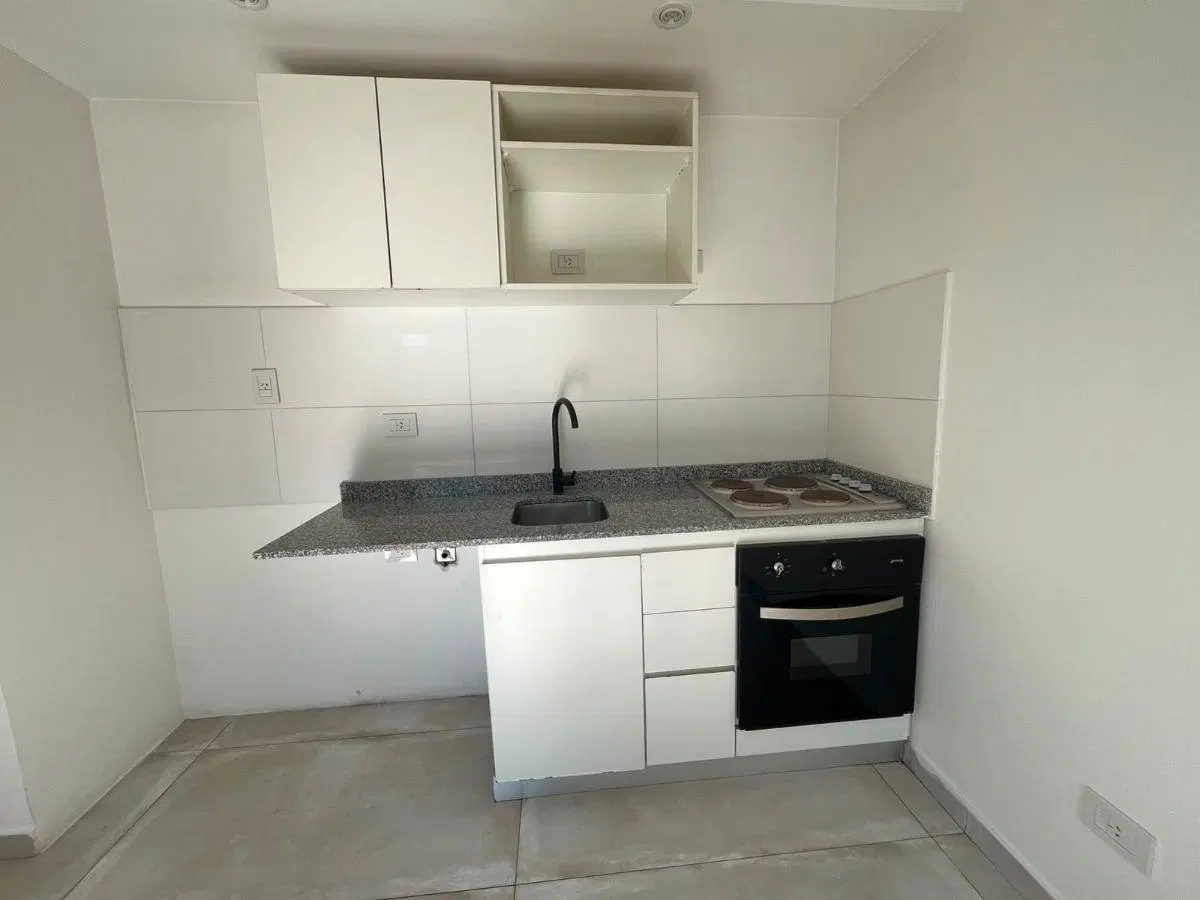 Hermoso dos ambientes moderno a estrenar en Morón centro. 5