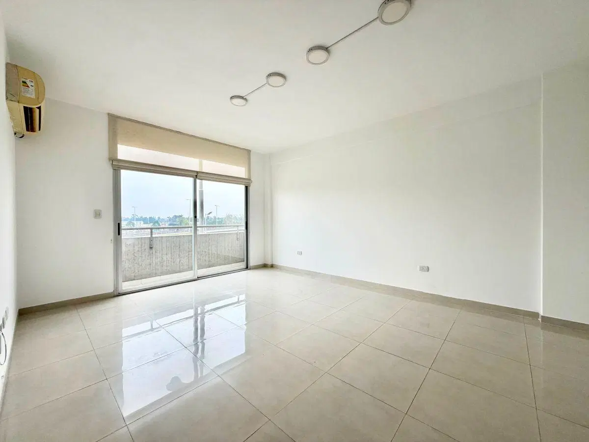 DEPARTAMENTO EN ALQUILER EN ITUZAINGO NORTE 4