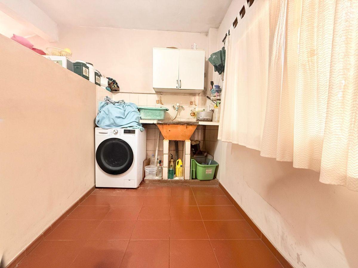 Foto de Casa sobre lote de esquina en venta en Ituzaingó Norte, imagen 3