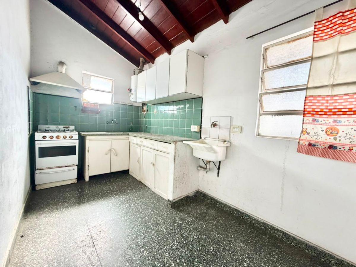 Foto de DEPARTAMENTO DE 2 AMBIENTES EN SEGUNDO PISO CON AMPLIA TERRAZA, imagen 3