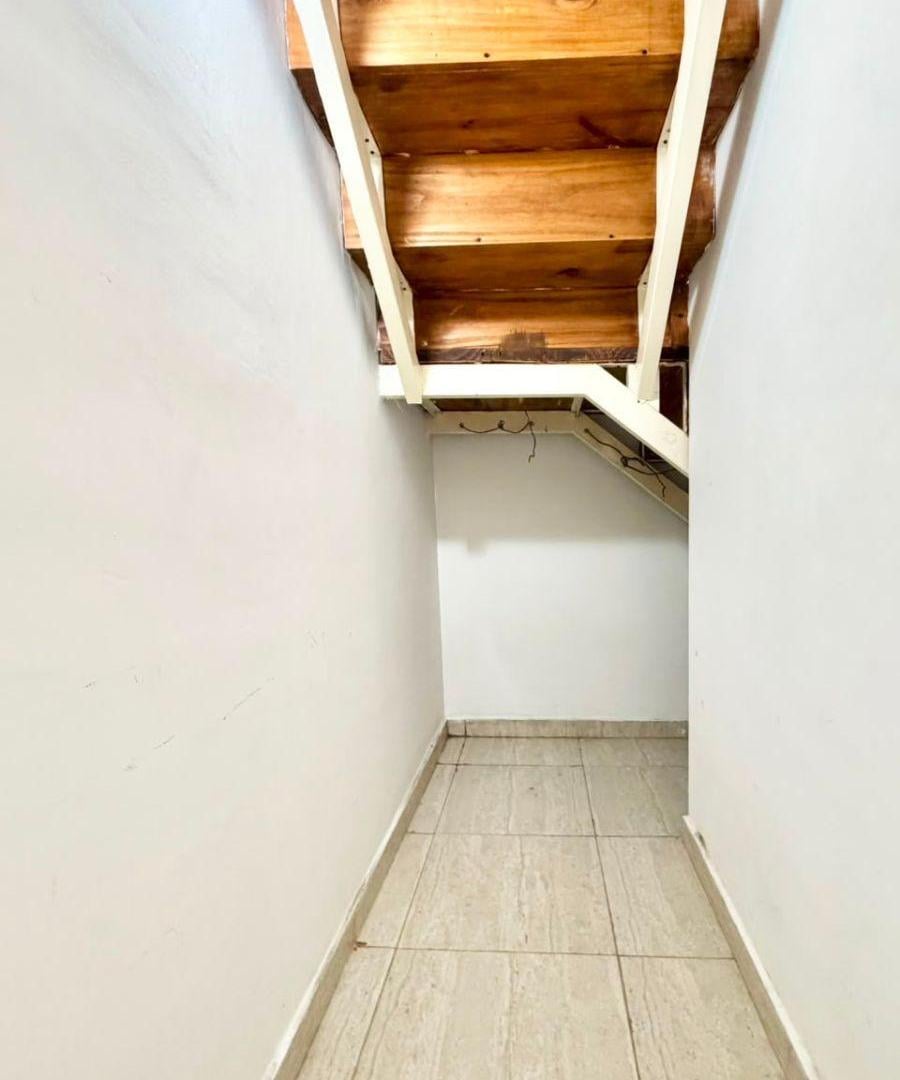 Foto de Duplex en Alquiler en Villa Udaondo, imagen 3