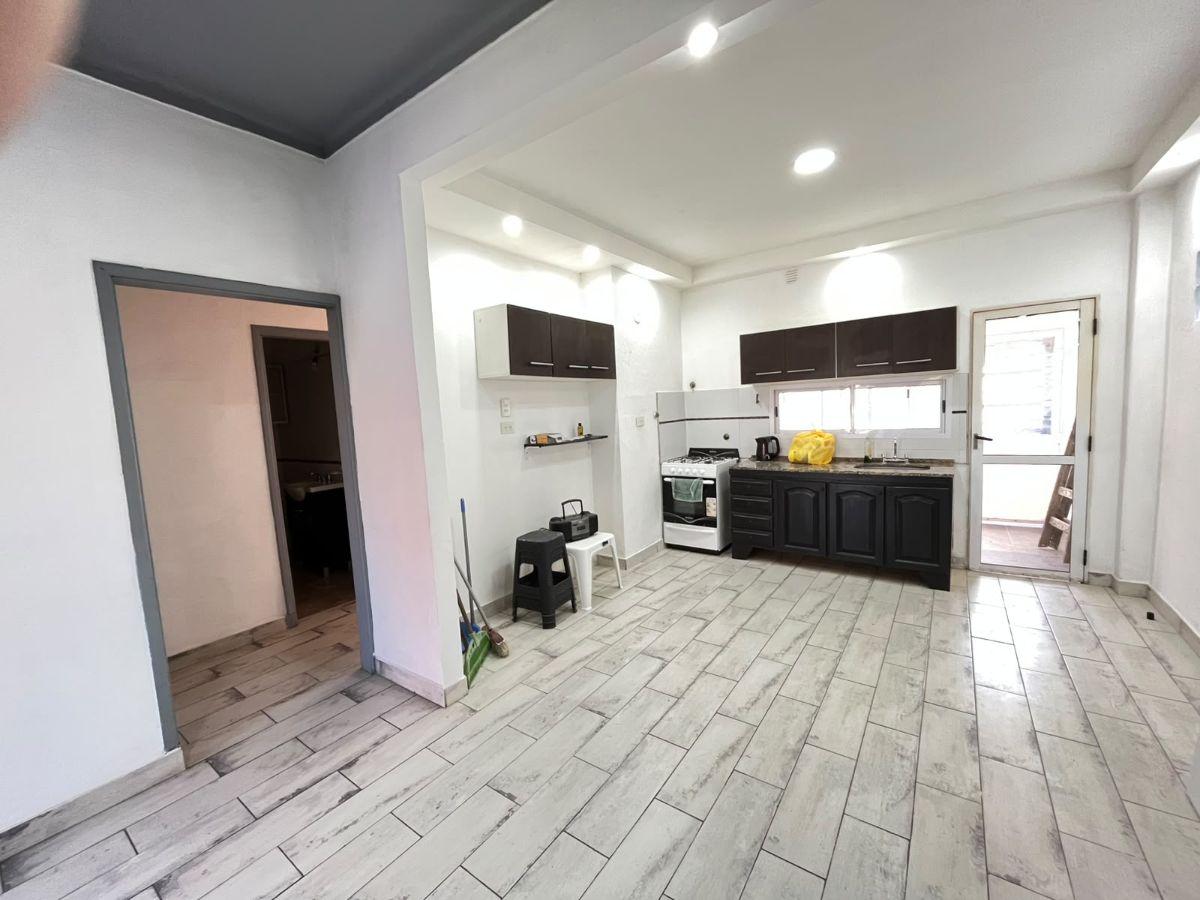 Foto de HERMOSA CASA 3 AMBIENTES DE MUY BUENA ILUMINACION EN ALQUILER, imagen 5