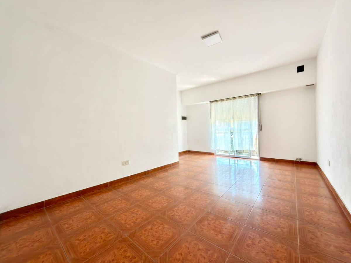 Foto de DEPARTAMENTO DE 3 AMBIENTES EN ALQUILER - ITUZAINGÓ NORTE, imagen 3