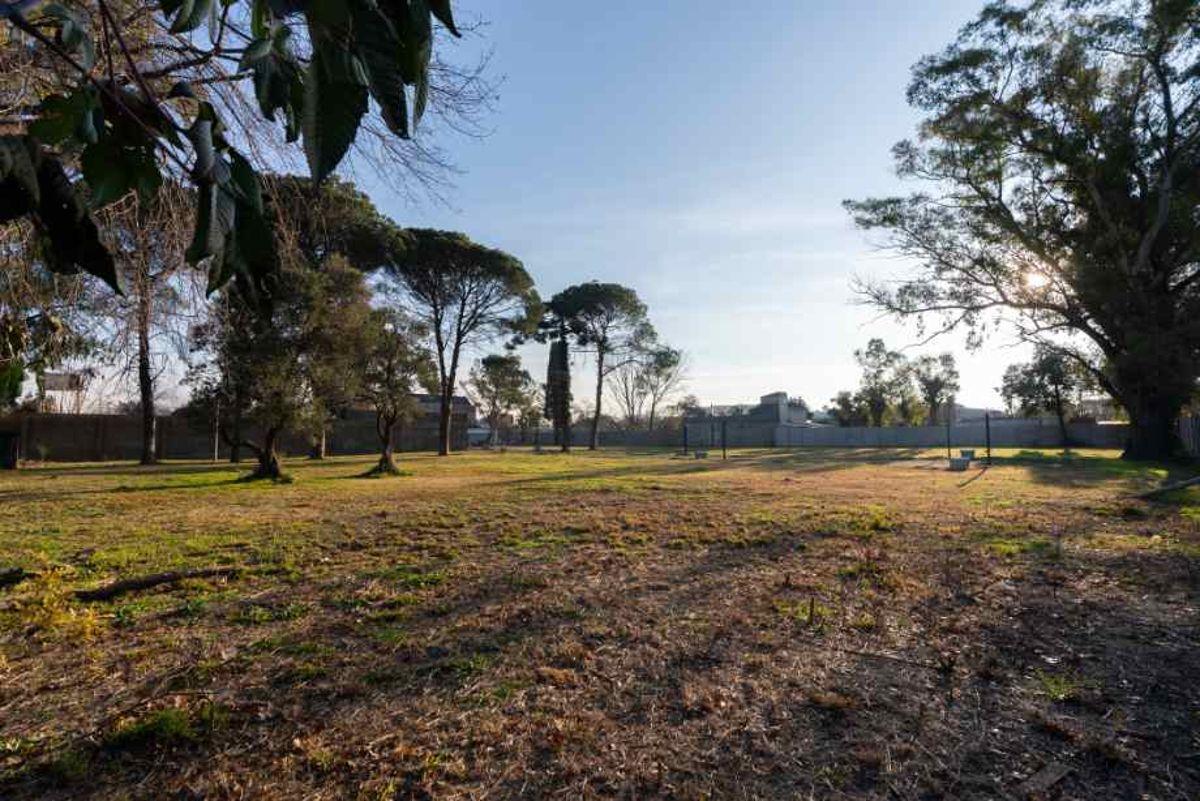 Foto de LOTE EN VENTA EN HURLINGHAM, imagen 2