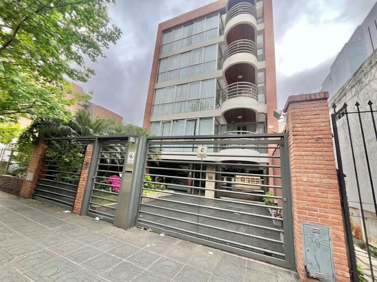 Foto de Amplio semipiso en el corazón de Castelar Norte, imagen 1