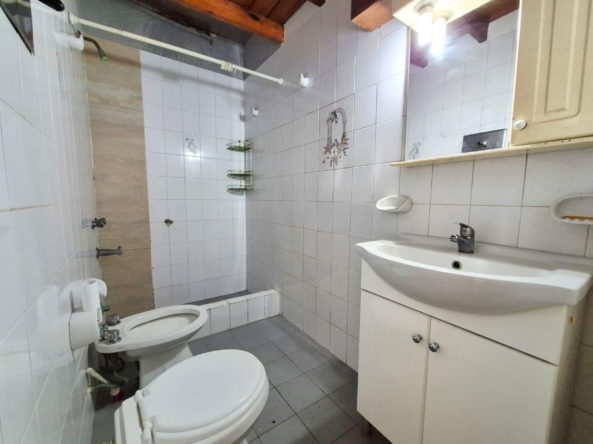 Foto de PH de 45 m² con 1 dormitorio en alquiler en Ituzaingó Sur, imagen 3