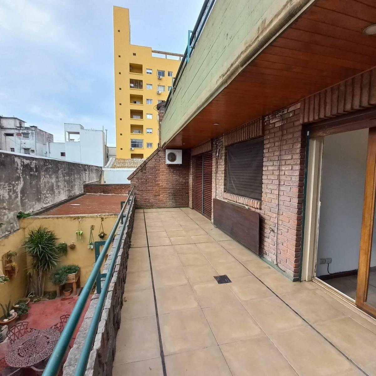 Foto de Pereyra Lucena al 400 semipiso con cohera y baulera, imagen 4