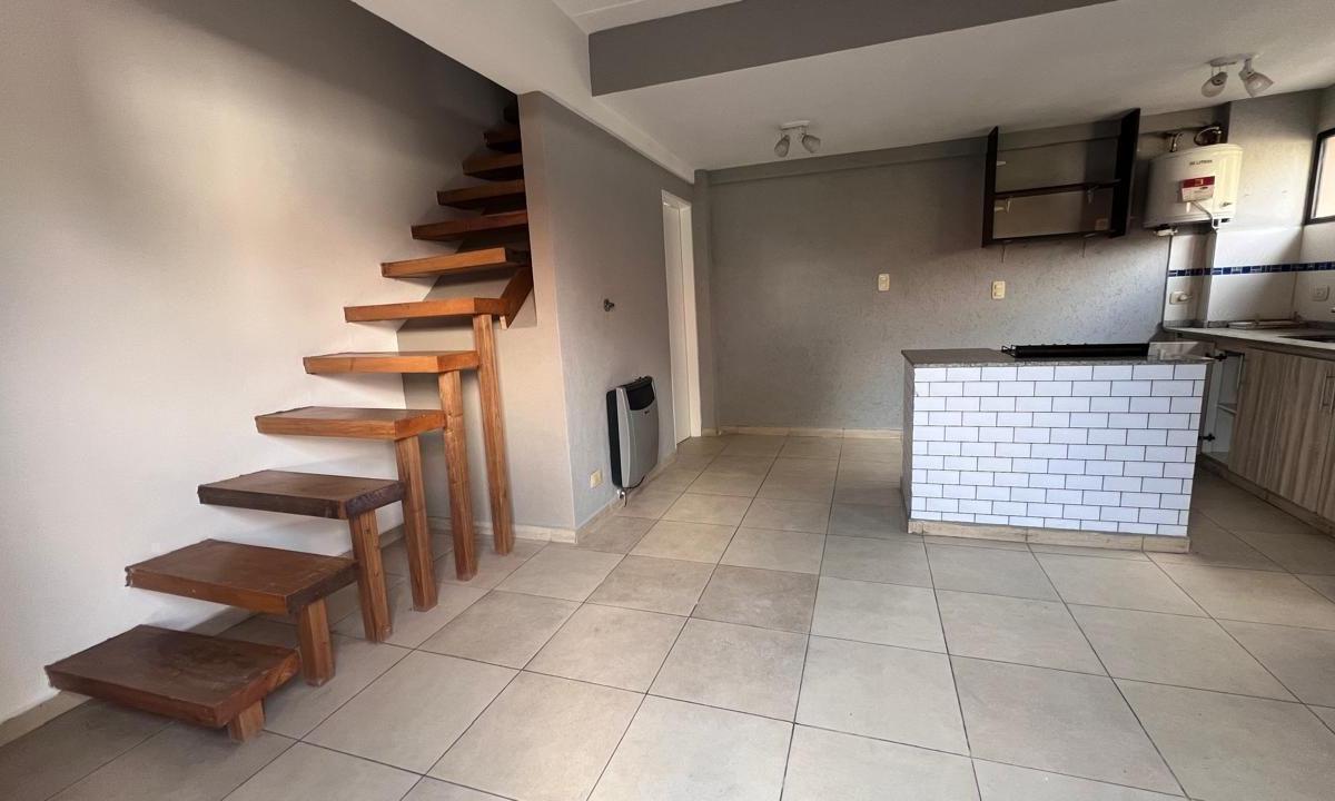 Joaquin V. Gonzalez Al 1400 Duplex Oportunidad Precio y Ubicación. 5