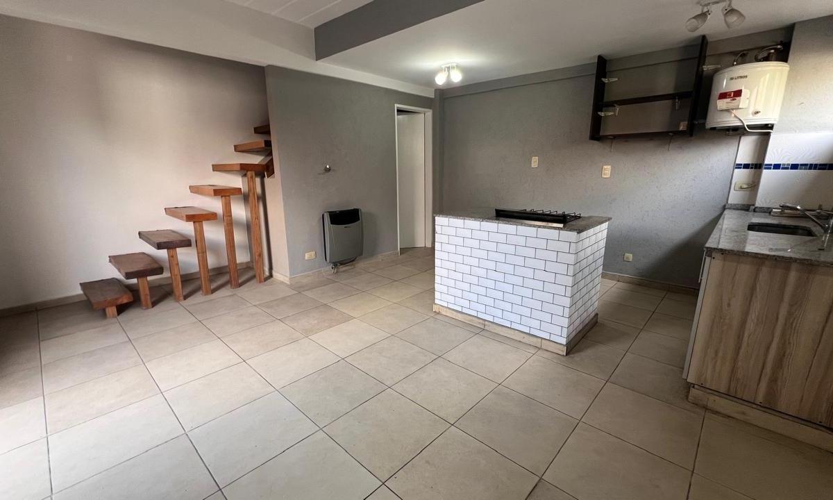 Joaquin V. Gonzalez Al 1400 Duplex Oportunidad Precio y Ubicación. 4