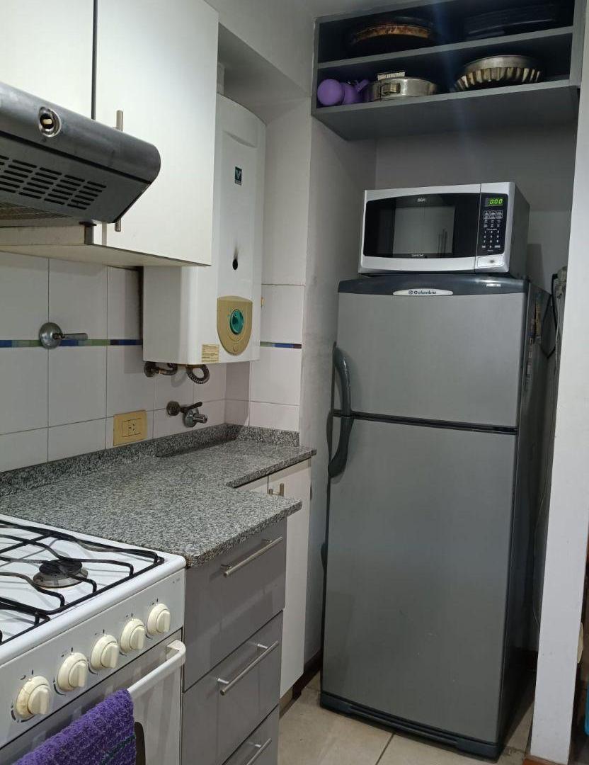 Foto de Belgrano 1335 2 ambientes en semipiso DISPONIBLE A PARTIR DE SEPTIEMBRE, imagen 2