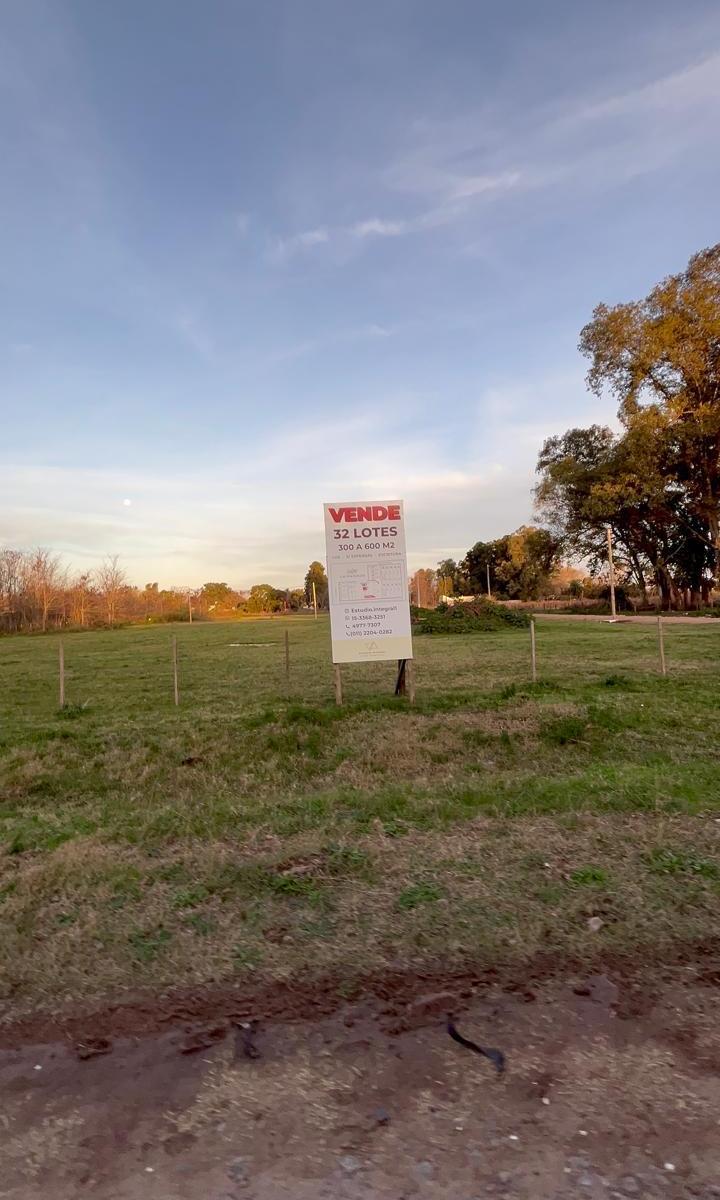 Lote Baldio de 303 m² en Las Magnolias, Cañuelas. 3