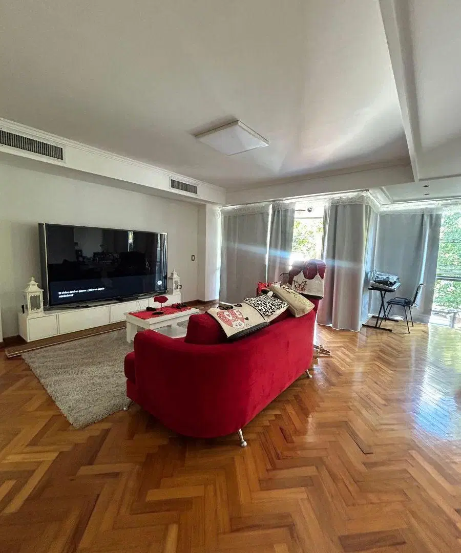 Hermoso piso de 4 ambientes en Castelar centro. 2