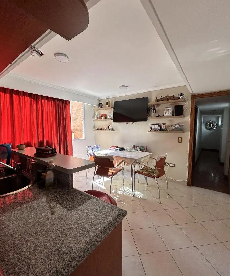 Hermoso piso de 4 ambientes en Castelar centro. 5