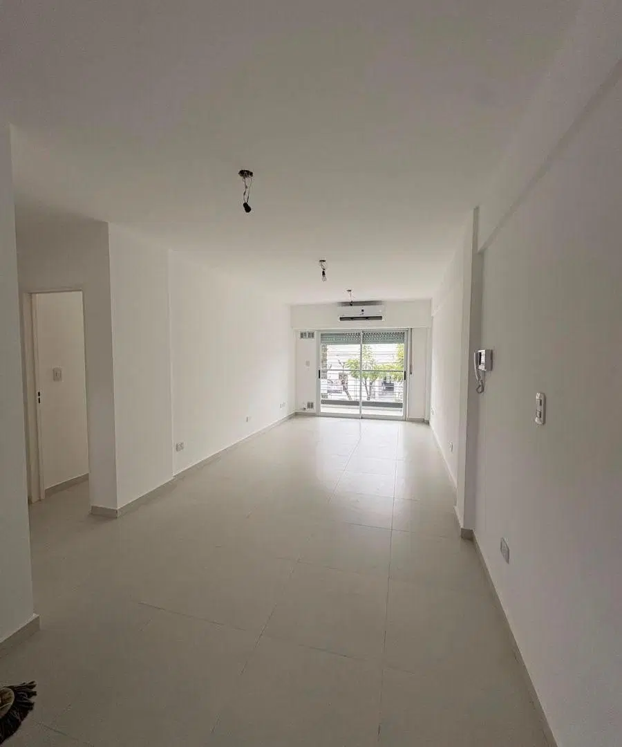 Departamento de 2 ambientes en alquiler + cochera 2