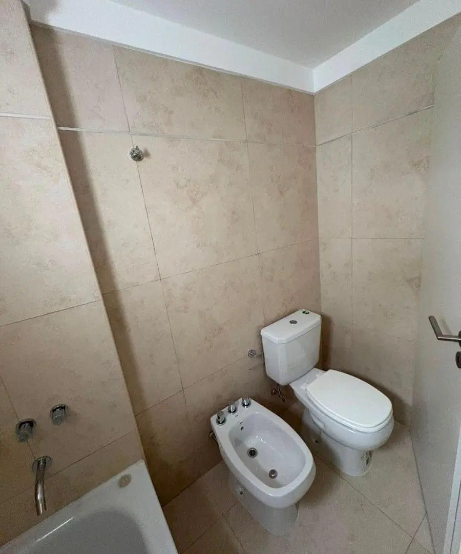 Departamento de 2 ambientes en alquiler + cochera 8